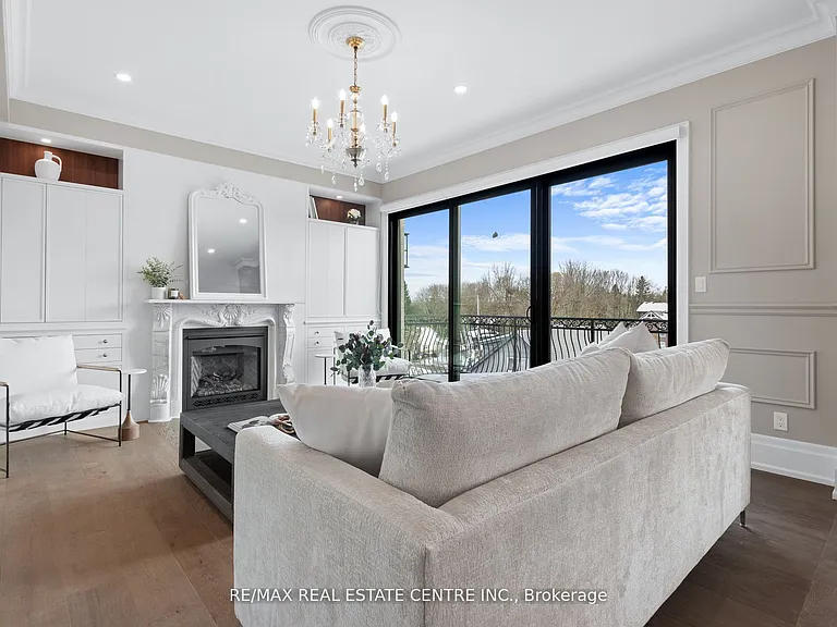 37 Armstrong St #3 — Photo 41