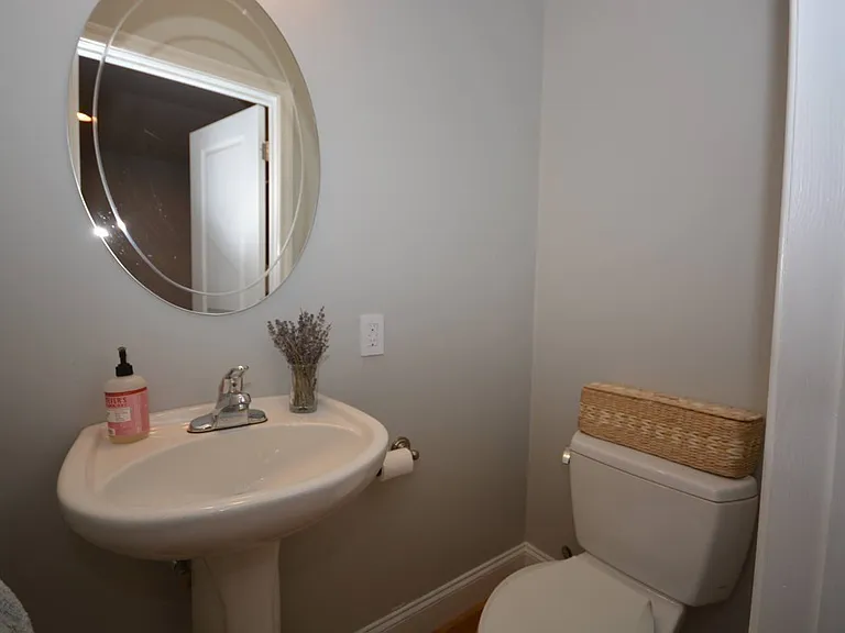 280 River St #2 — Photo 9