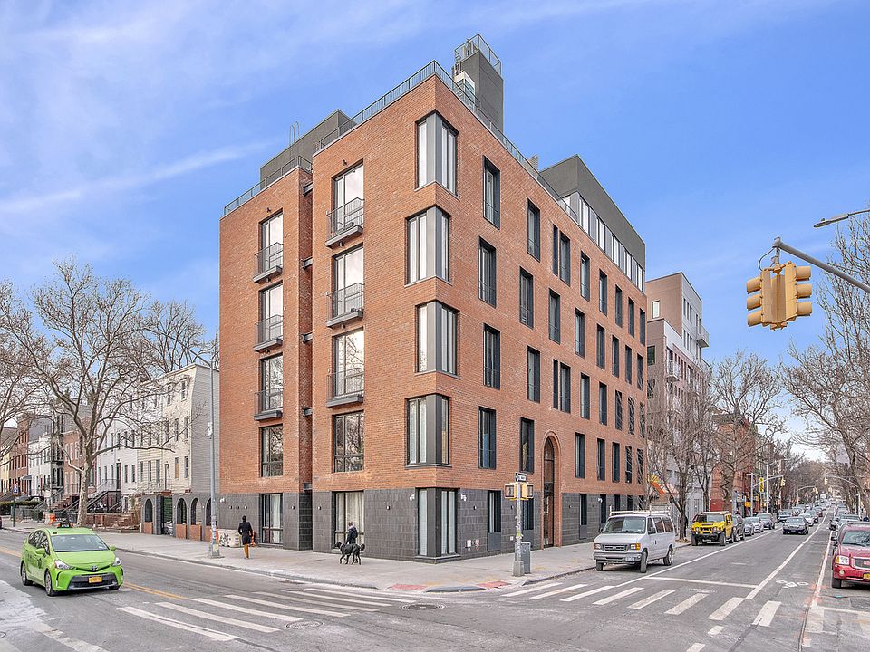 1st image of 420 Tompkins Ave #203