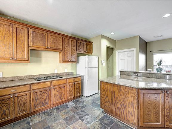 4th image of 4015 England Ct E