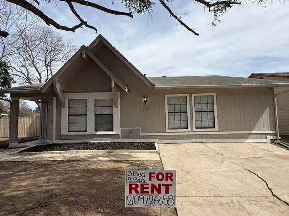 2707 Alan Shepard Dr, Kirby, TX 78219