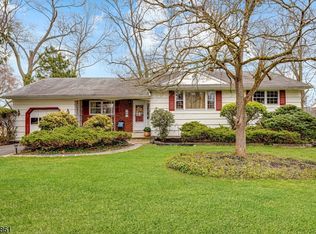 461 Tappan Ave, North Plainfield, NJ 07063