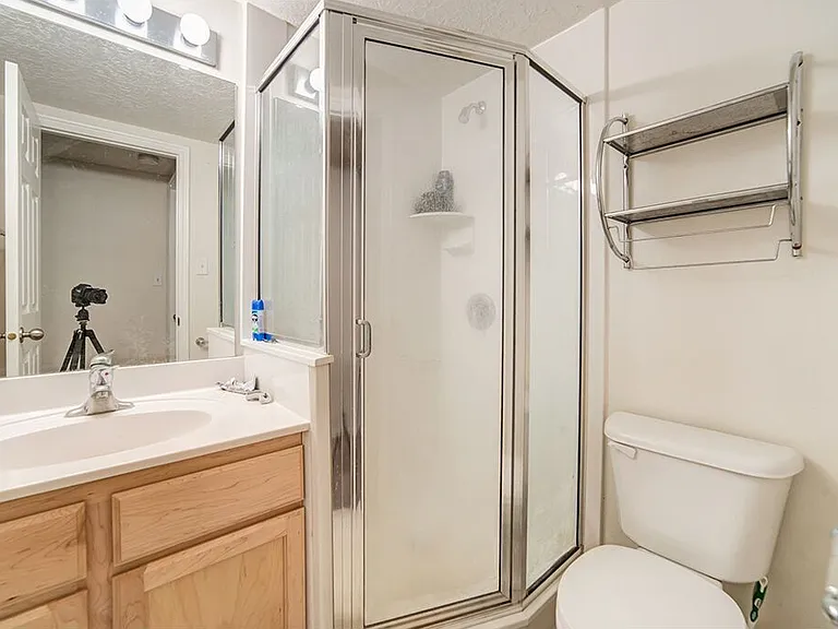 865 N 500 W #5 — Photo 10
