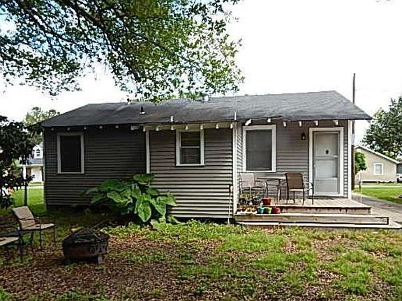 3rd image of 623 Avenue A