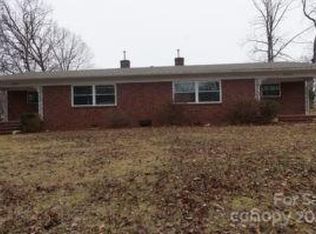 2324 & 2328 5th Ave SW, Hickory, NC 28602