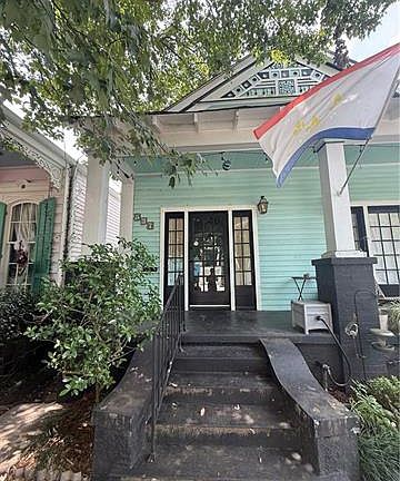 2nd image of 537 Bouny St