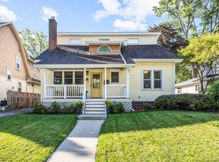 907 Mayfield Dr, Royal Oak, MI