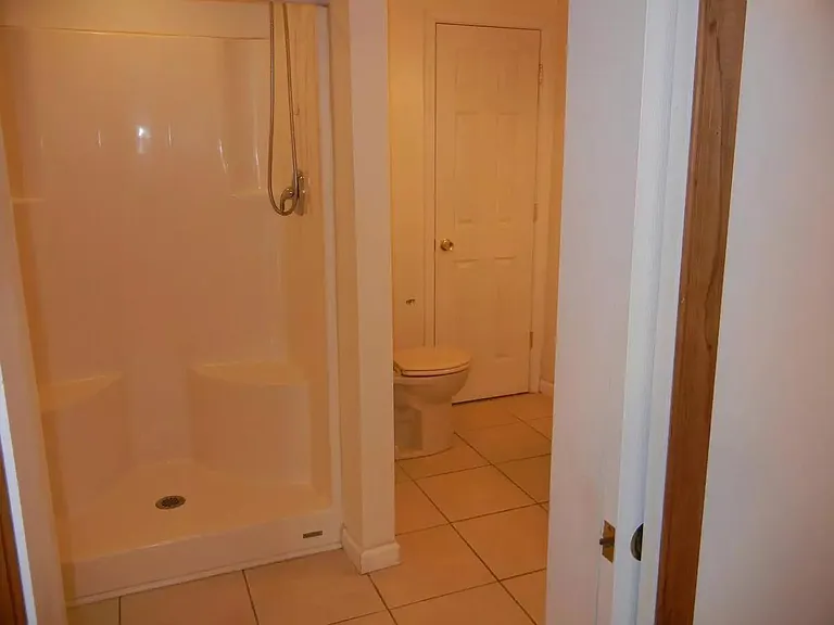 112 Gray Mount Dr — Photo 10