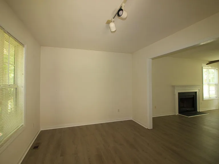2820 Beehnon Way — Photo 5