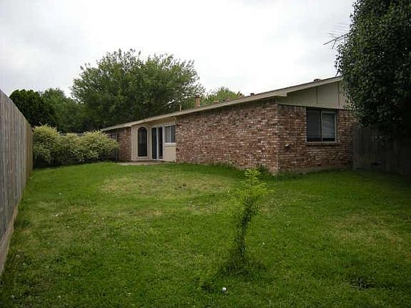 2nd image of 5073 Thompson Dr