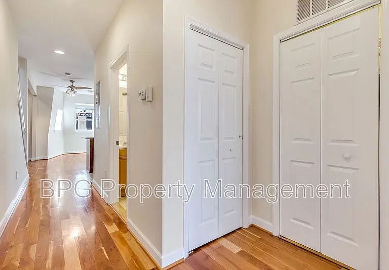 1643 13th St NW #2 — Photo 16