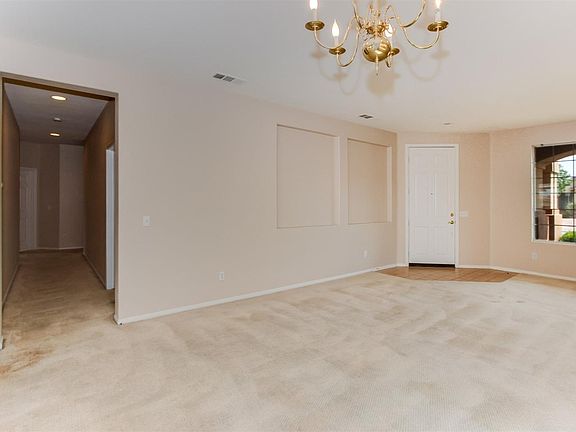 5th image of 13910 Plantain St