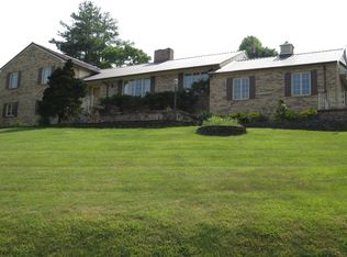 172 Ridgefield Rd SW, Wise, VA 24293