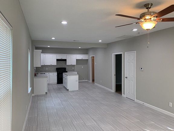 5th image of 309 S Avenue A