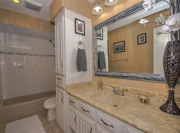 4th image of 3113 Saddlehead Dr