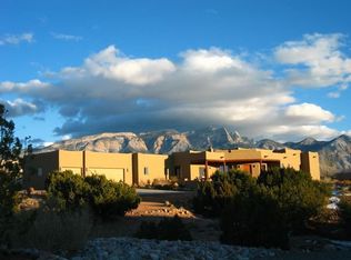 18 Desert Mountain Rd, Placitas, NM 87043