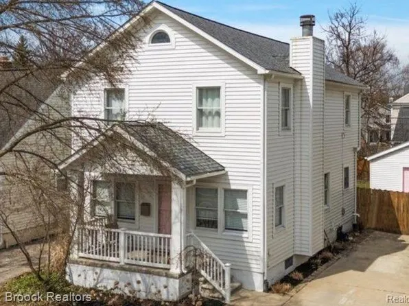 731 Chapin Ave, Birmingham, MI 48009