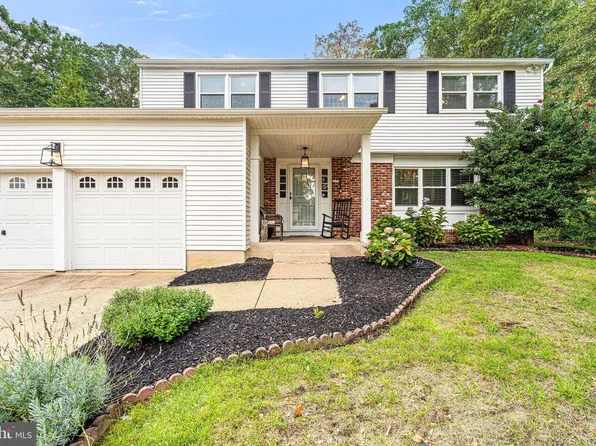9 Eden Rd, Turnersville, NJ 08012