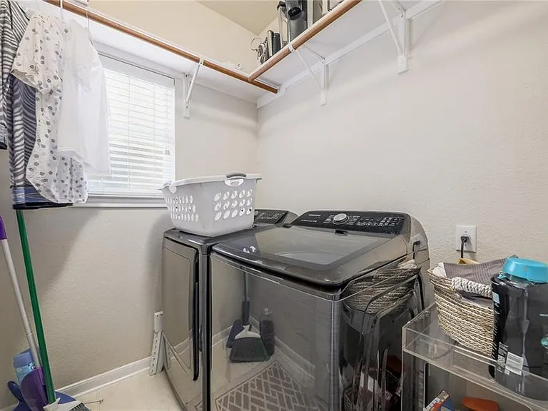 6819 Telluride Trl — Photo 21