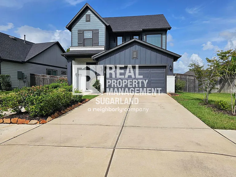 1414 Emma Lake Dr — Photo 31