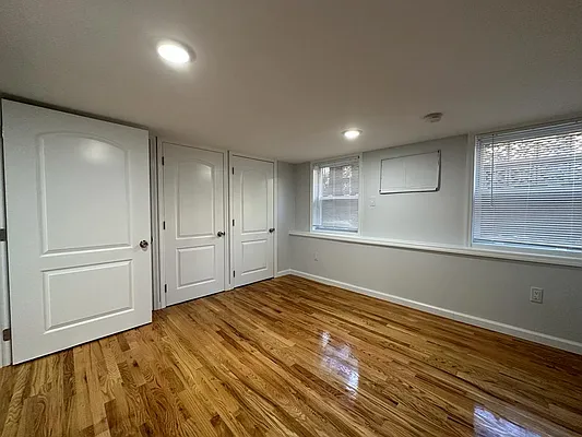 Rented by Compass | media 7