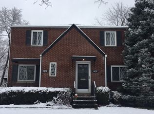 1872 Langham Rd, Upper Arlington, OH 43221