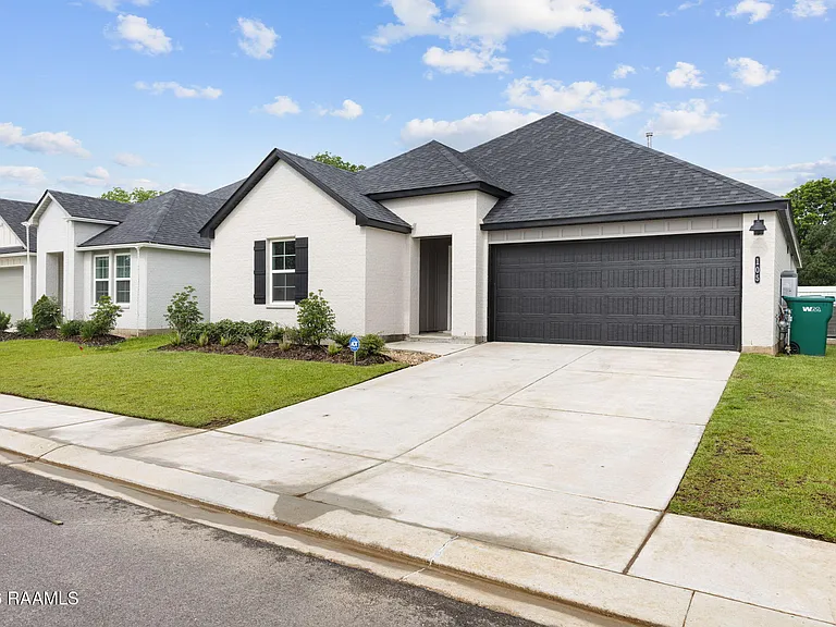 105 Harvest Falls Dr — Photo 3