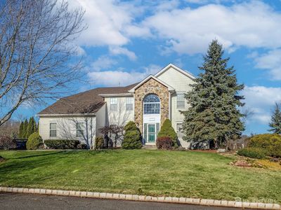 6 Bering Way, Somerset, NJ, 08873