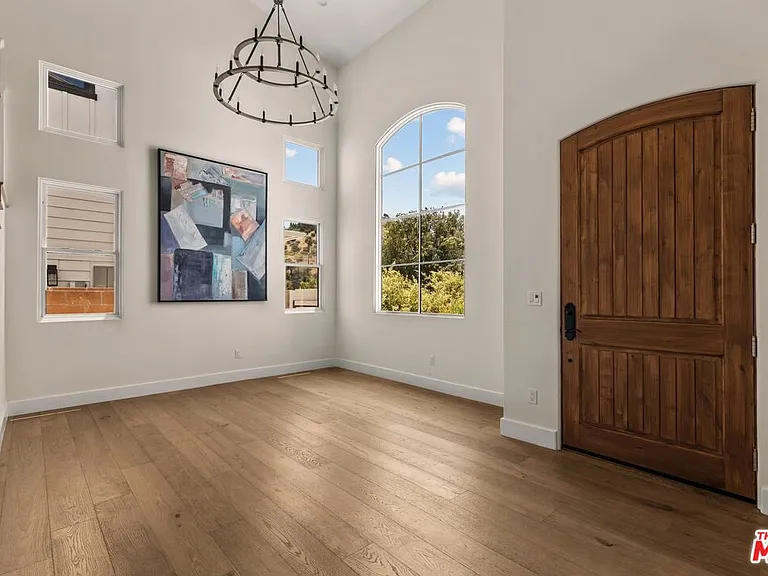 3812 Marcia Ct — Photo 2