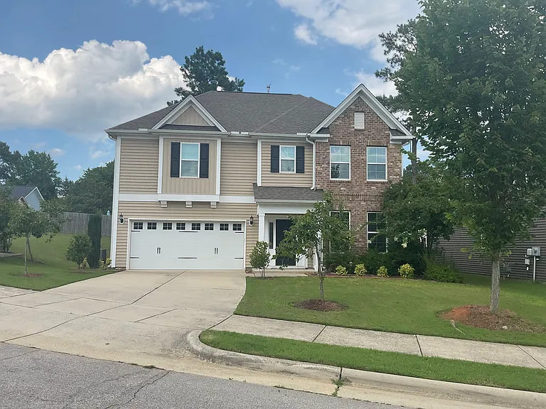 3409 Beaver Ln — Photo 2