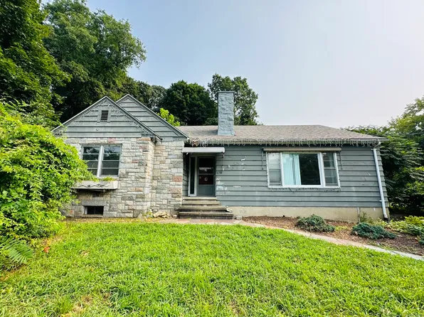 178 New Haven Avenue, Derby, CT 06418