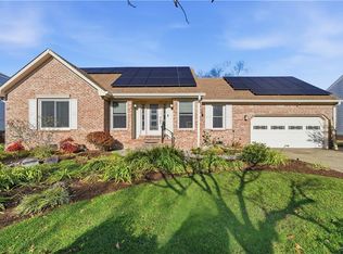 1302 Copper Stone Cir, Chesapeake, VA 23320