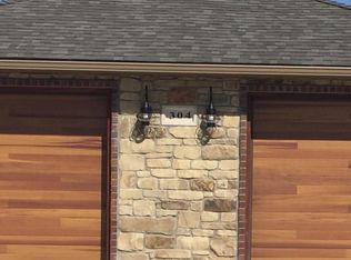 302 F St #A, Elgin, OK 73538