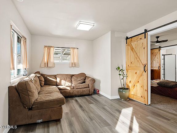 5th image of 603 Cornell Ave