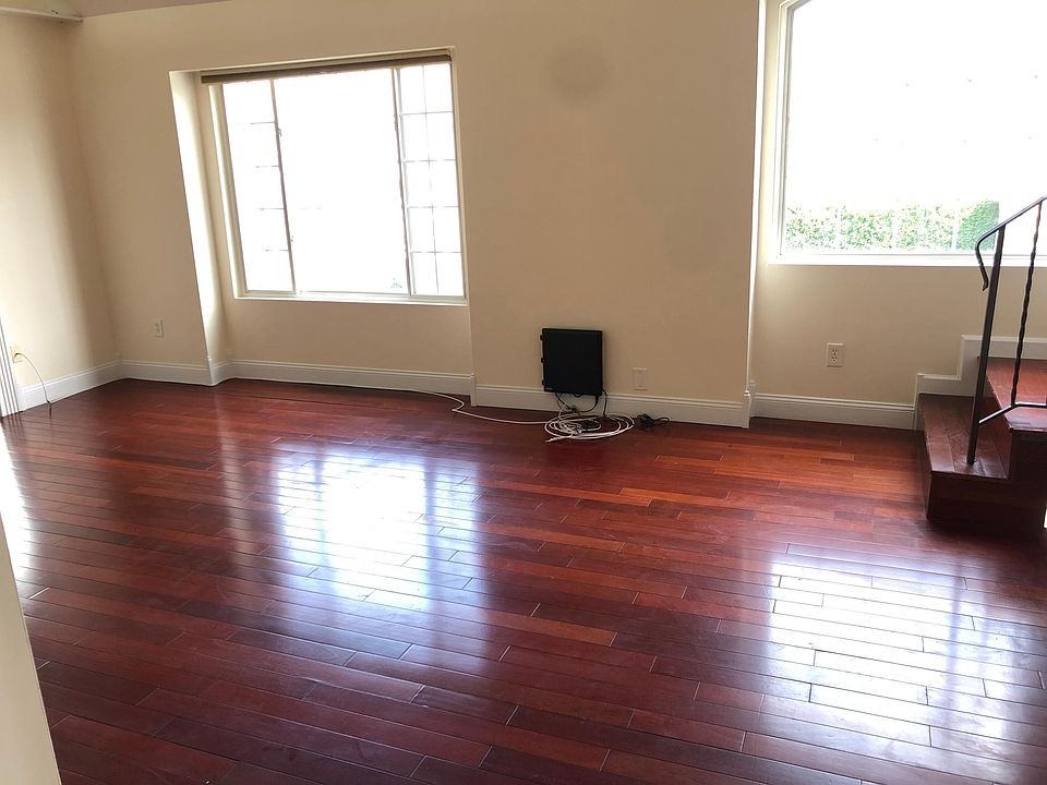 1st image of 32 Jennifer Pl #B
