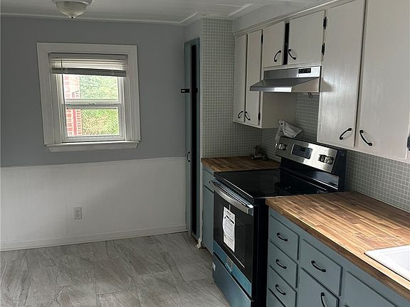 4th image of 875 McKinley Ave