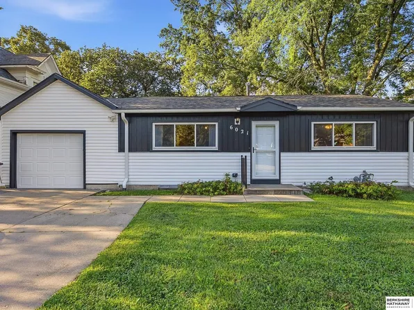 6021 Holdrege St, Lincoln, NE 68505