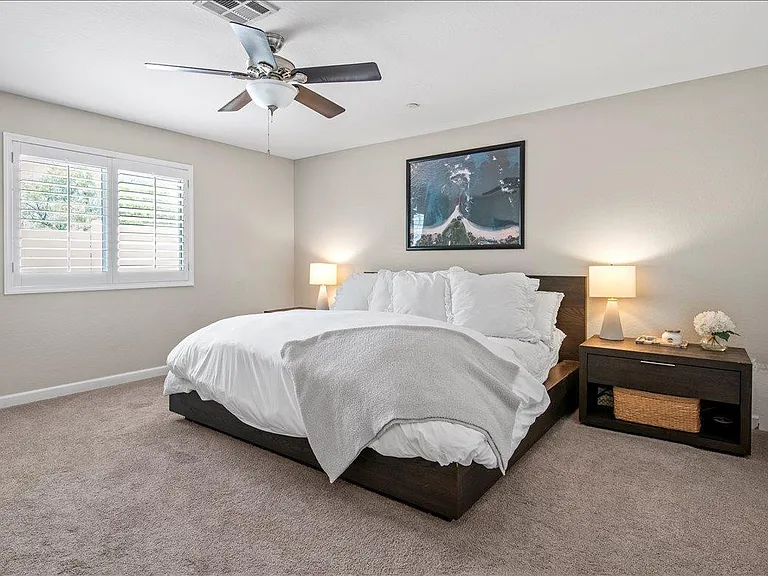 6520 E Osborn Rd — Photo 10