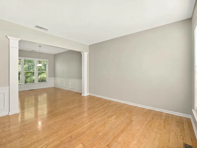 9538 Oswald Ln — Photo 27
