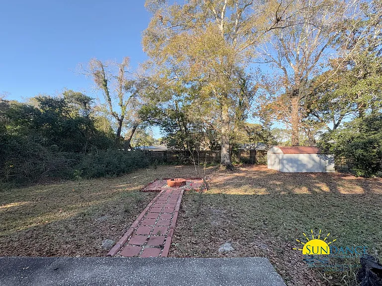 305 Leah Miller Dr — Photo 15