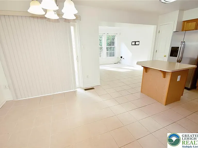 136 Knollwood Dr — Photo 20