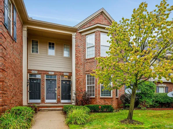 1165 Chestnut St, Pontiac, MI 48342