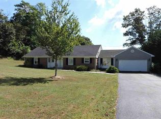 41 Cattle Scales Rd, Waynesboro, VA 22980