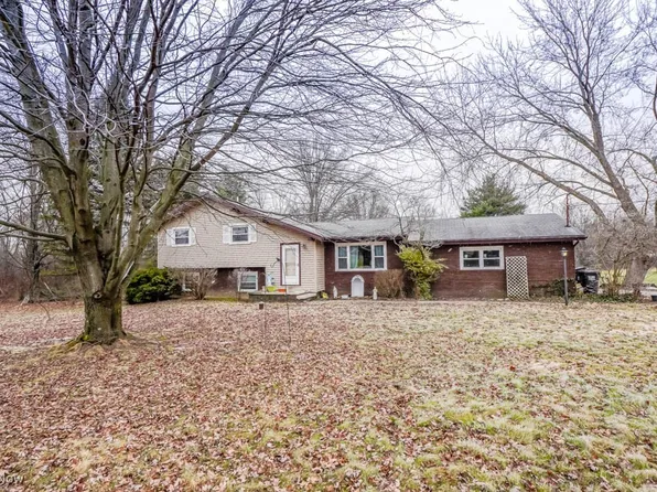 7639 Duck Creek Rd, Berlin Center, OH 44401