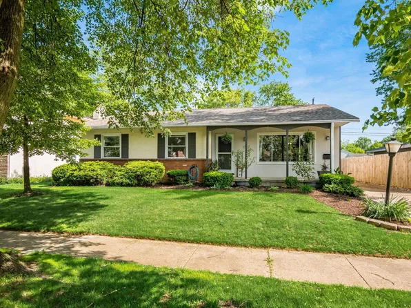 1322 Cranwood Sq S, Columbus, OH 43229