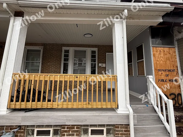 1028 Langham Ave — Photo 7