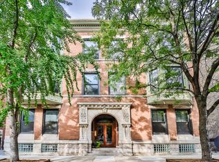 808 W Buckingham Pl APT 2E, Chicago, IL 60657