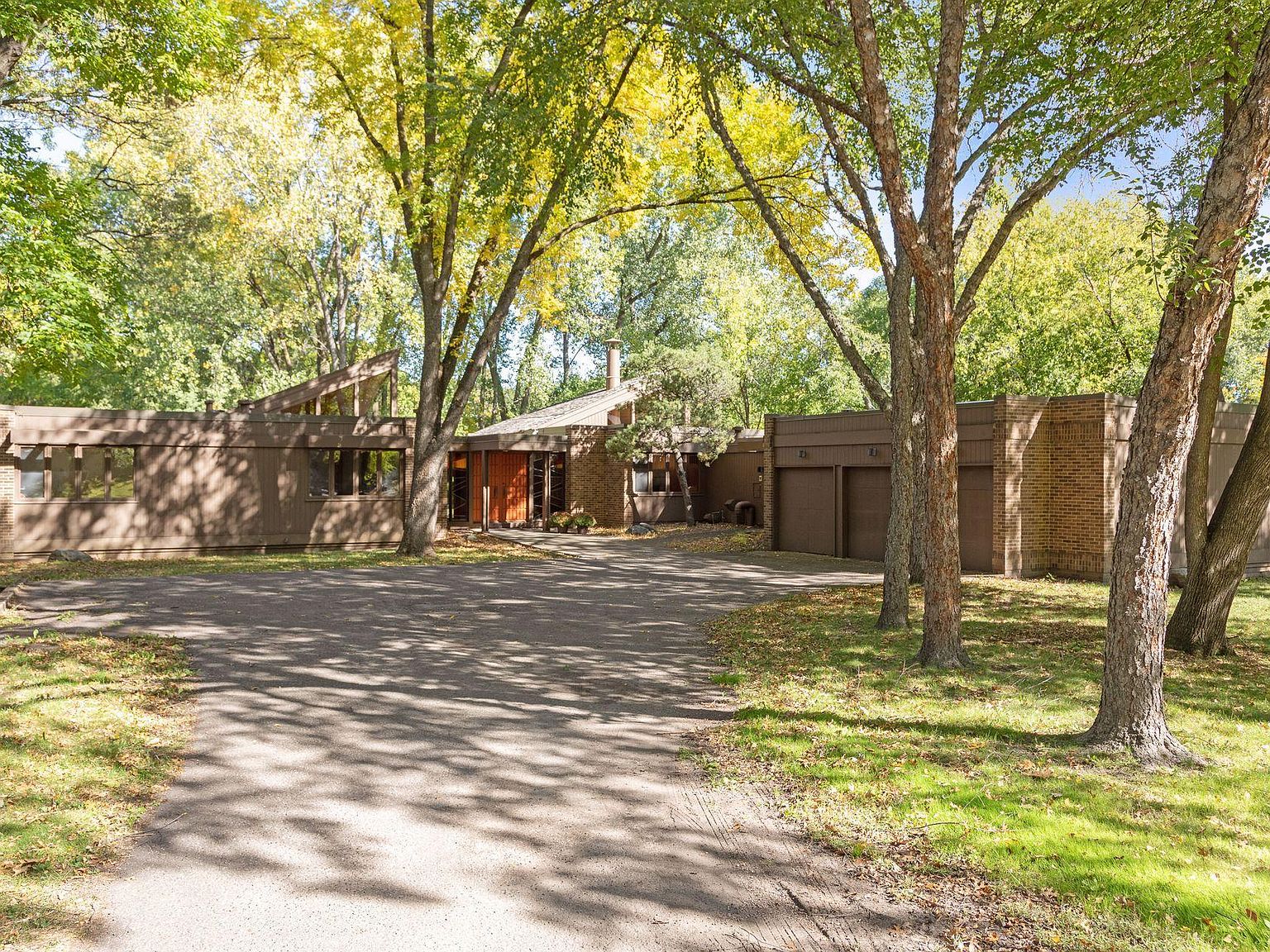 9804 Oak Ridge Trl, MN 55305 Zillow