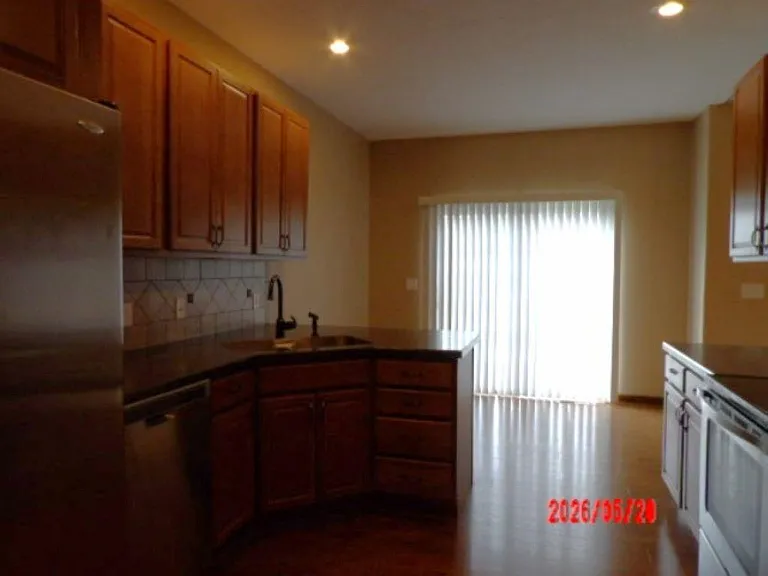 1106 Sandstone Dr — Photo 8