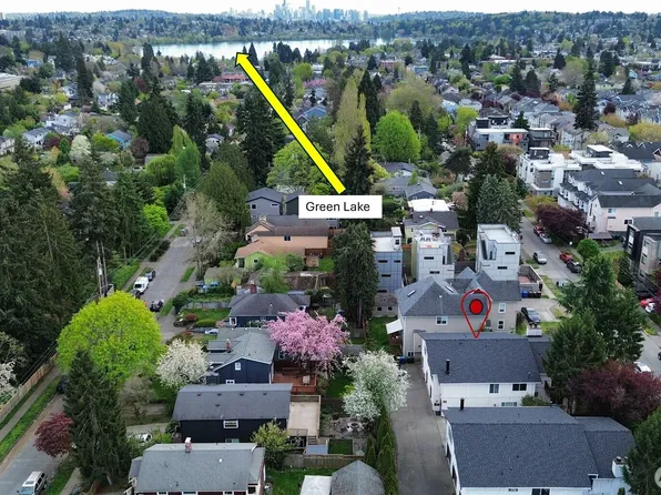 8848 Interlake Avenue N, Seattle, WA 98103